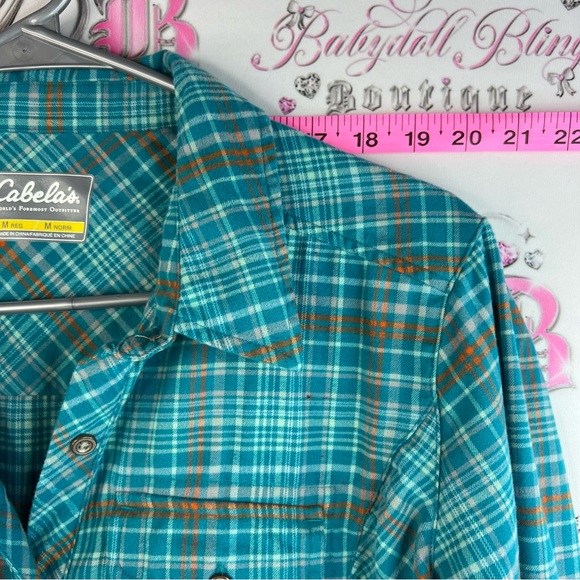 Cabela's button up long sleeve shirt Teal and Brown Plaid Button-Front Shirt - Picture 8 of 13